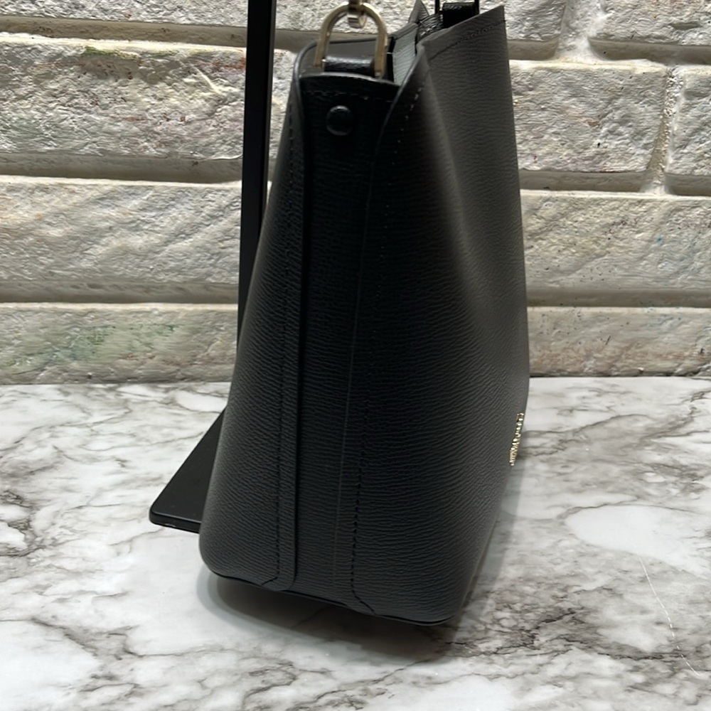 KATE SPADE Darcy Small Black Bucket Bag in EUC - Picture 4 of 16